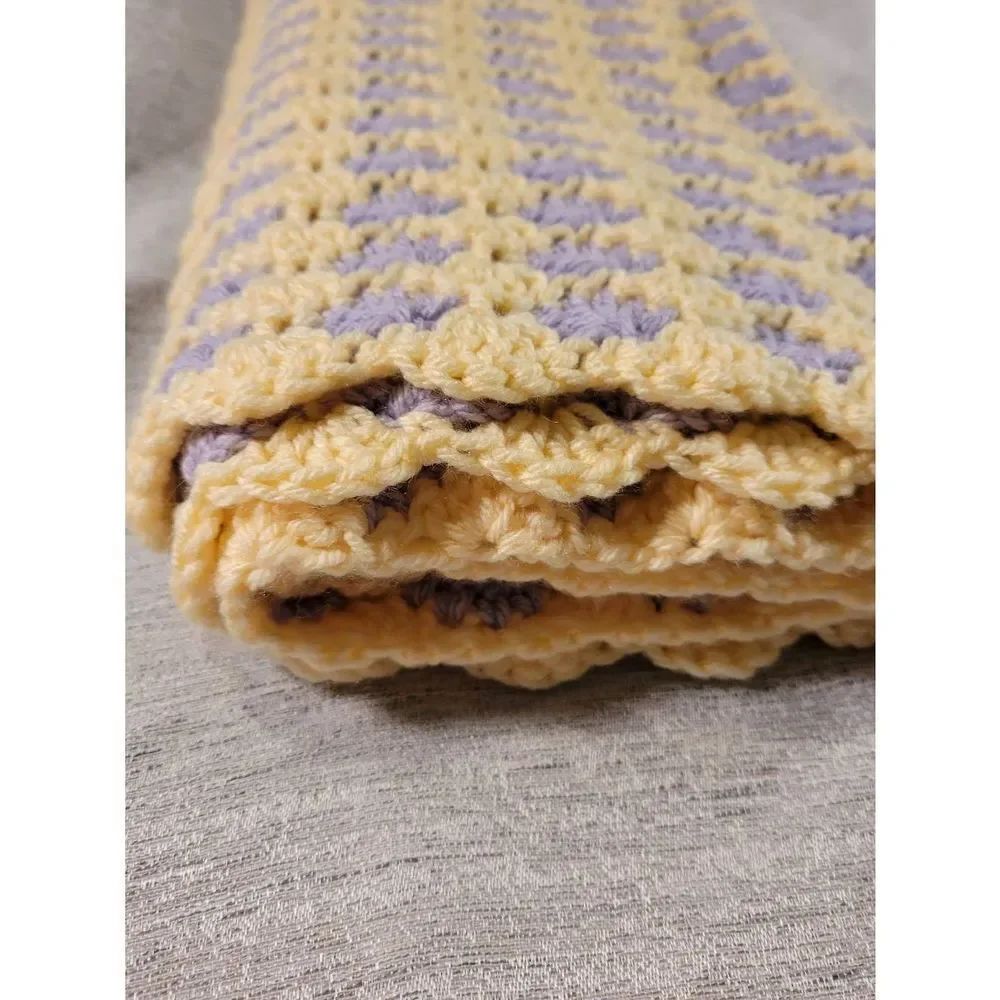 Vintage Afghan Handmade Crochet Throw Baby Lap Blanket Yellow Purple 34x27in‎